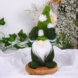 CHRISTMAS DECORATIONS SNOWFLAKE HAT FIGURINE_CWMM2853