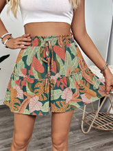 Tropical Plant Vacation Printed Elastic Shorts