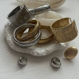 FASHIONABLE SMOOTH SPRING BRACELET FOR WOMEN_CWMM3123