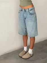 Washed Non-Elastic Casual Five-Inch Jeans