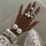 FASHIONABLE METALLIC SMOOTH SPRING BRACELET_CWMM3116