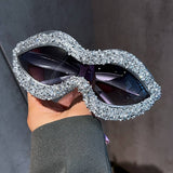 PERSONALIZED FASHIONABLE DIAMOND WAVE SUNGLASSES_CWASG0801