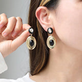 NEW FASHION TEMPERAMENT BLACK AND GOLD EARRINGS_CWAJE2854