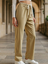 Casual high-waisted trousers with waist cord