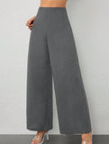 Slimming wide-leg pants for commuting