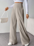 Slimming wide-leg pants for commuting