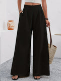 Stylish high-waisted wide-leg trousers for commuting