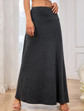Fashionable knitted solid color skirt