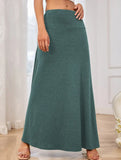 Fashionable knitted solid color skirt