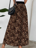 Pleated midi skirt with leopard print