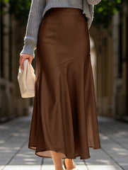 Slim-fitting high-waisted elastic midi skirt