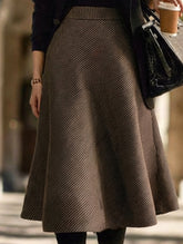 Casual high-waisted A-line skirt