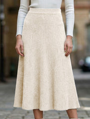 High-waisted knitted midi skirt
