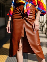 Pleated mid-length slit hip skirt