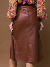 Pleated mid-length slit hip skirt