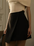 High-waisted slim-fit solid color skirt
