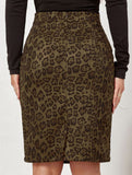 Leopard print high-waisted printed midi skirt