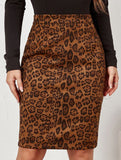 Leopard print high-waisted printed midi skirt