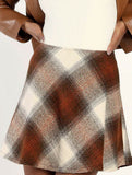 High-waisted plaid A-line skirt with elastic zipper