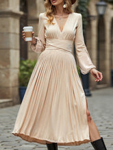 Solid color dress midi length