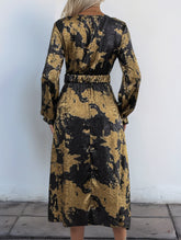 Retro style v-neck hot stamping dress