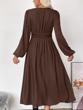 Solid color V-neck long-sleeved brown dress