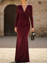 Slim-fit elegant V-neck dress for women_CWDMD02158