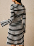 Color-blocked bell-sleeve fitted knit dress for women_CWDMD02221