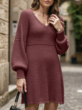 V-neck puff sleeve solid color knitted sweater dress