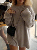 Fashionable loose-fitting pullover knit sweater