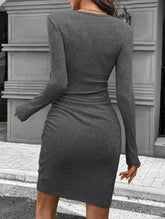 Fashionable knitted slim-fit long-sleeved dress