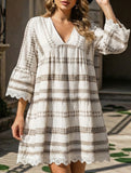 New summer dress with lace trim and cuffs