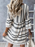 New summer dress with lace trim and cuffs