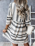 New summer dress with lace trim and cuffs