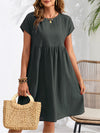 Summer chic round neck A-line dress with pockets