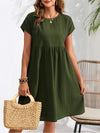 Summer chic round neck A-line dress with pockets