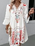 V Neck Lace Patch Print Dress
