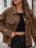 Loose-fitting leopard print denim cropped jacket