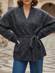 Stylish long-sleeved top and suit set