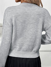 3D floral round neck pullover for women