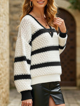 Knitted patchwork contrast color V-neck sweater