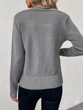 Pullover round neck solid color slim fit sweater