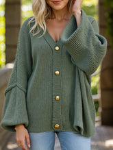 loose and relaxed v-neck knit cardigan