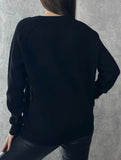 Solid color pullover V-neck sweater