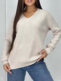 Solid color pullover V-neck sweater