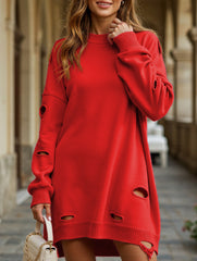 Loose-fitting crew neck ripped sweater