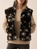 Fashion lapel flower integrated sleeveless vest