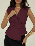 Solid color sleeveless fitted waist pullover top