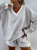 V-neck loose top sports suit