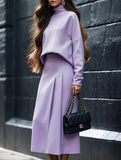 Solid color turtleneck sweatshirt + long elastic skirt